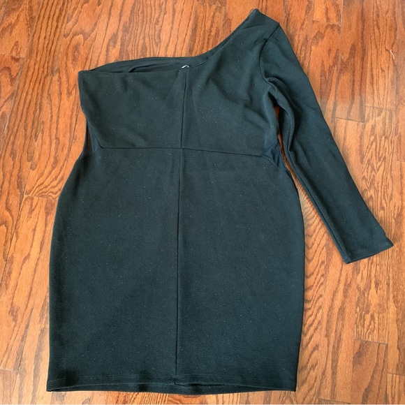 Charlotte Russe One Hand Bodycon Black Dress Size 2XL - Picture 2 of 3